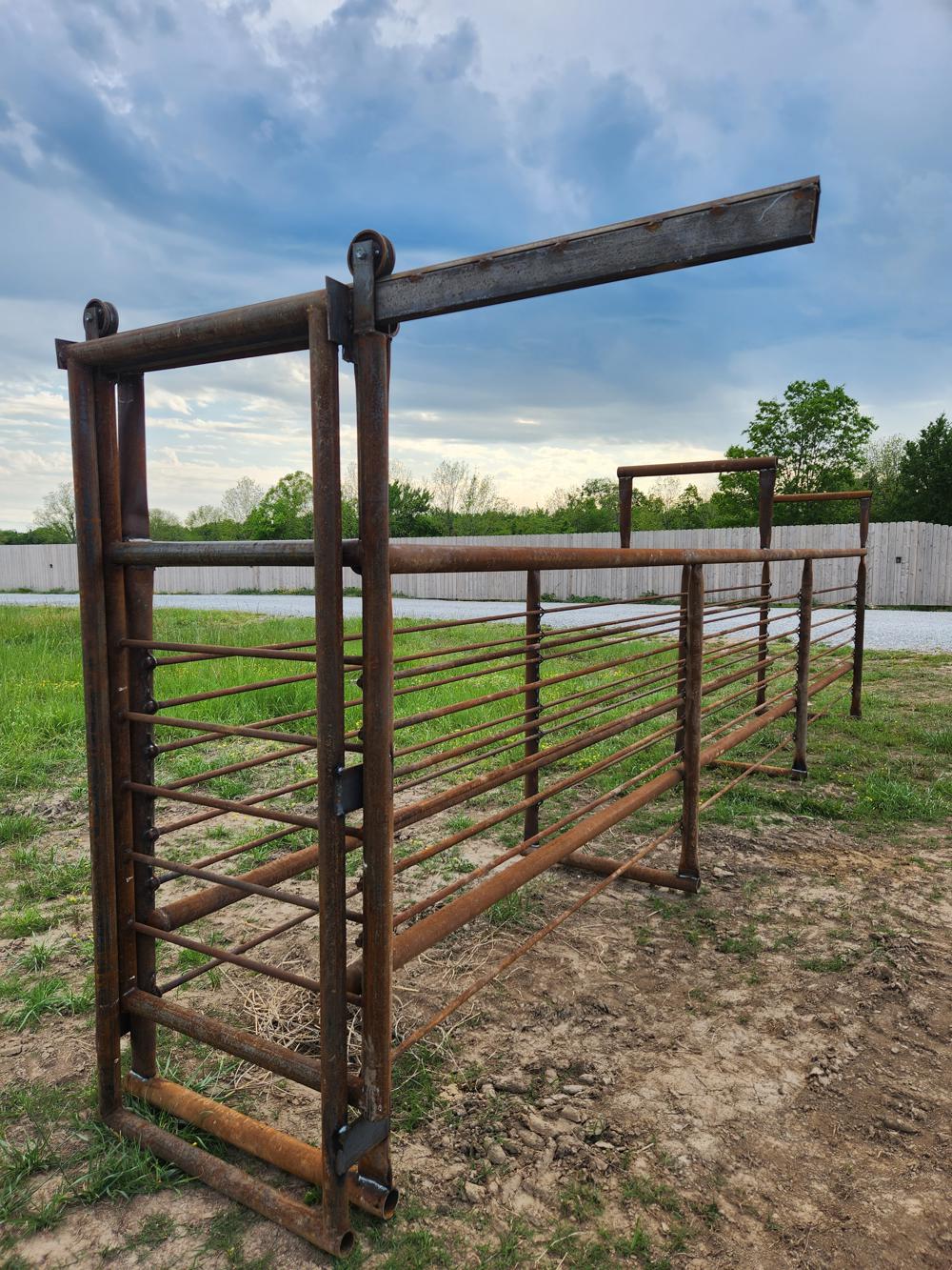 24ft Alley with Slide Gate