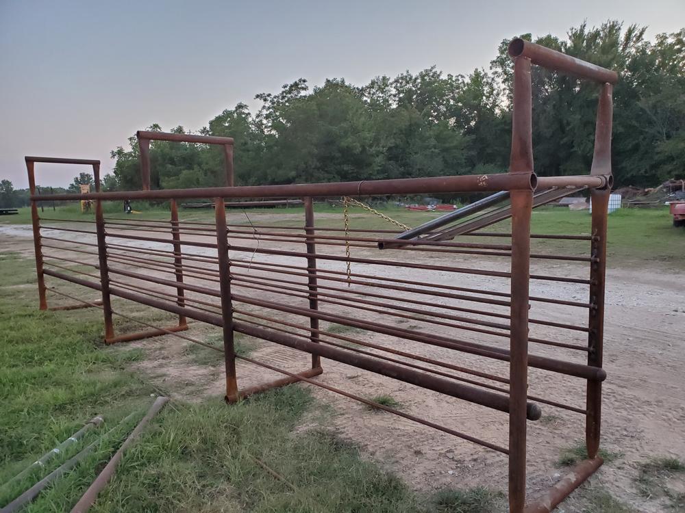 24ft Alley with Butt gate